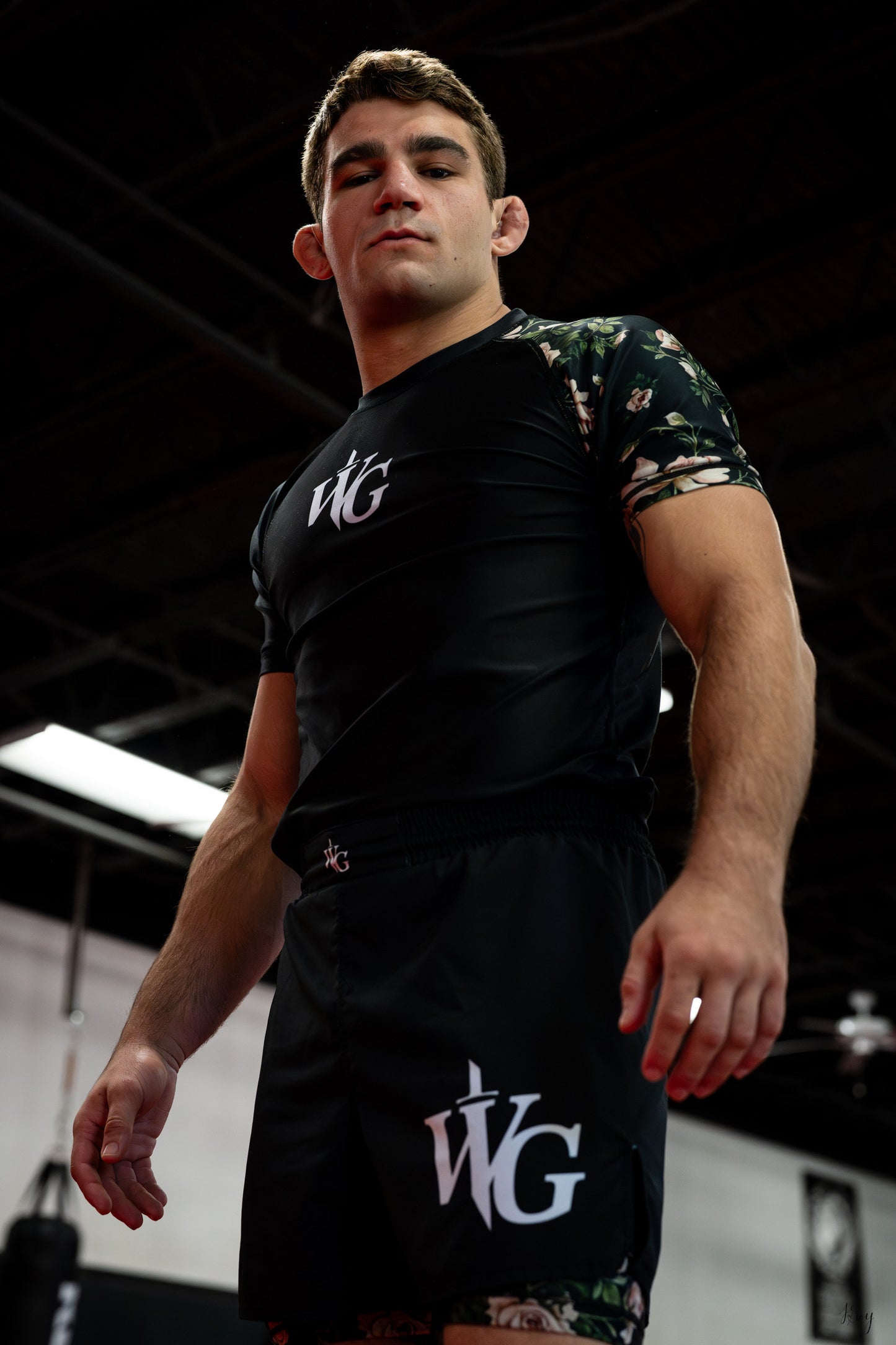 “ᴛʜᴇ ʙʟᴏᴏᴍ ʙᴇɴᴇᴀᴛʜ ᴛʜᴇ ʙʟᴀᴅᴇ” ʀᴀꜱʜ ɢᴜᴀʀᴅ